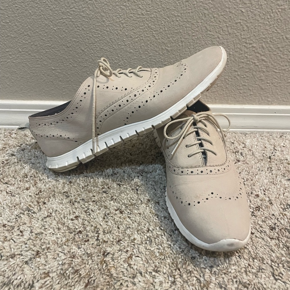 Cole Haan ZeroGrand Wingtip Oxford Oat Nubuck, Size 10